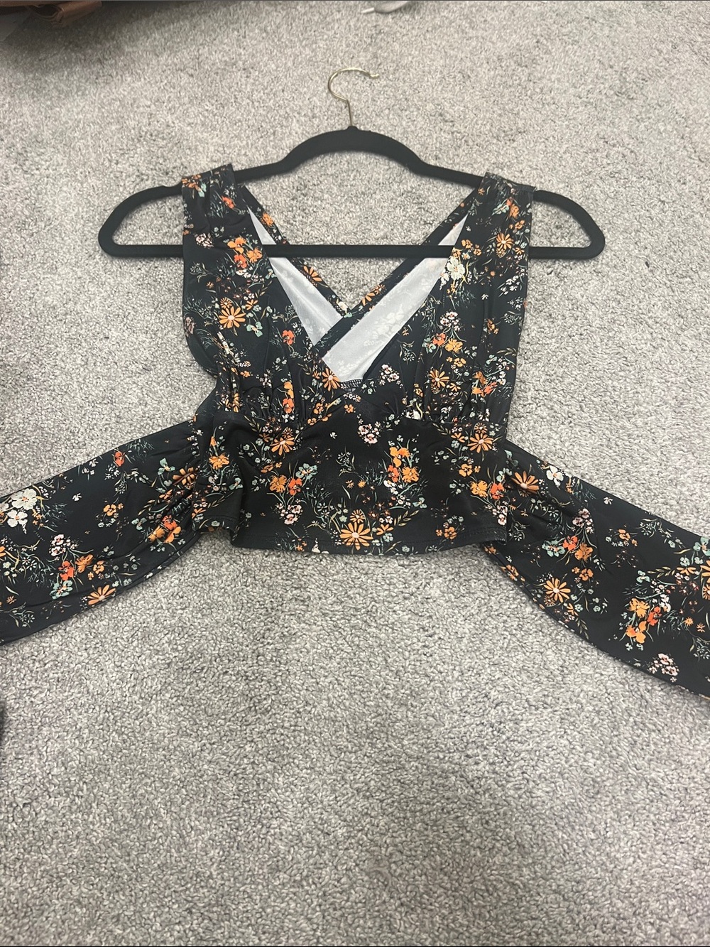 Urban Outfitters Black Floral V-Neck Long Sleeve Crop Top